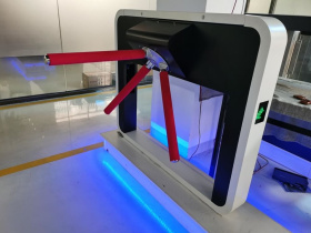 Системы контроля доступа для офисов и складов: что выбрать — турникет или электромагнитный замок?