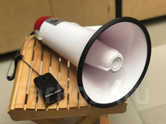 Мегафон электромегафон рупор с сиреной и выносным микрофоном Megaphone HQ-1088 25W ВТ на аккумуляторе